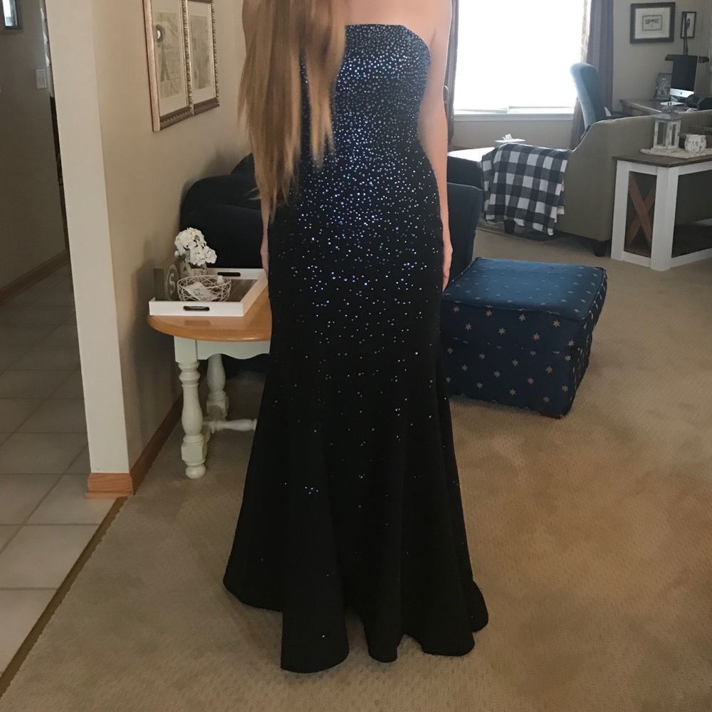 PROM DRESS💐 - Picture 3 of 8